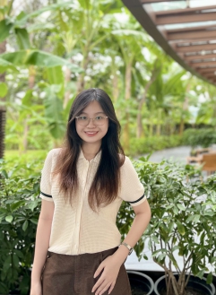 Nguyễn Thuỳ Khanh 